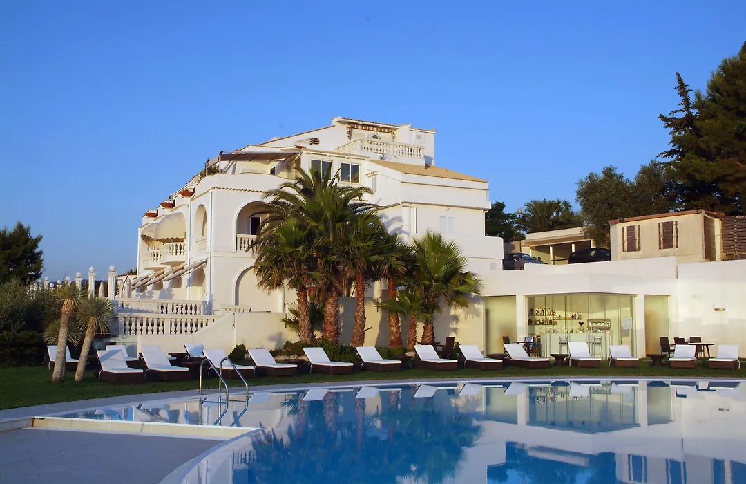 Villa Coppitella, Rooms & Apartments-1